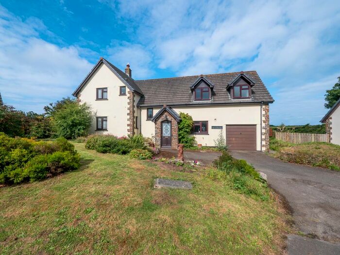 3 Bedroom Detached House For Sale In Chapel Close, Woodford, Bude, EX23