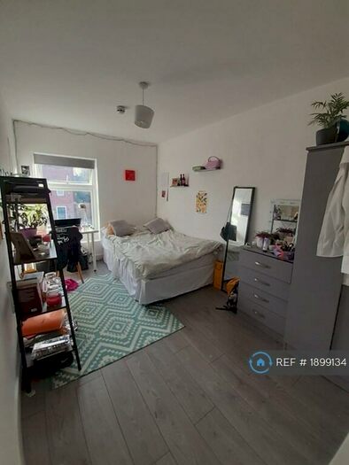 6 Bedroom Terraced House To Rent In Talbot Road, Fallowfield, Manchester, M14