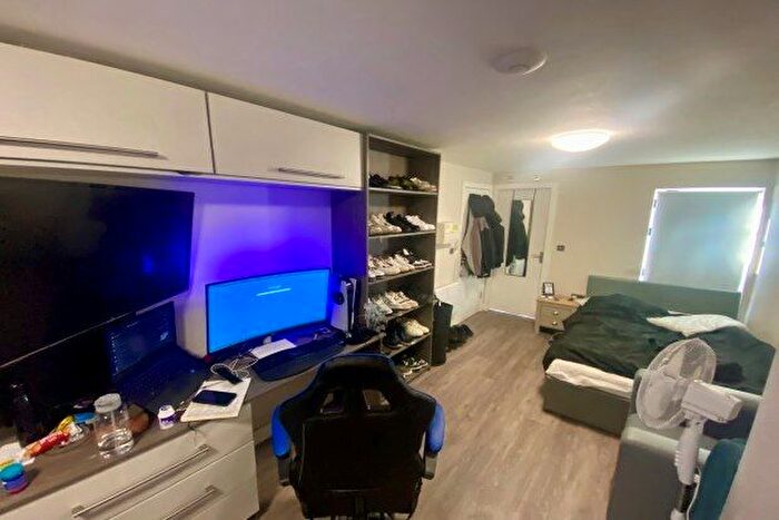 Studio To Rent In Wardwick, Derby, DE1