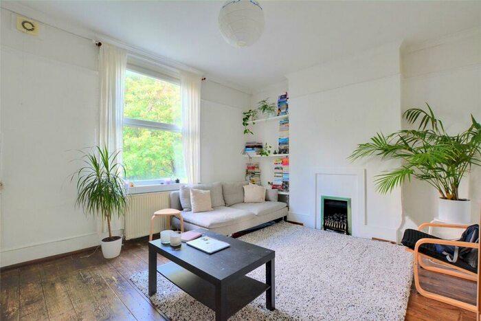 1 Bedroom Apartment To Rent In Manor Park, Lewisham, London, SE13