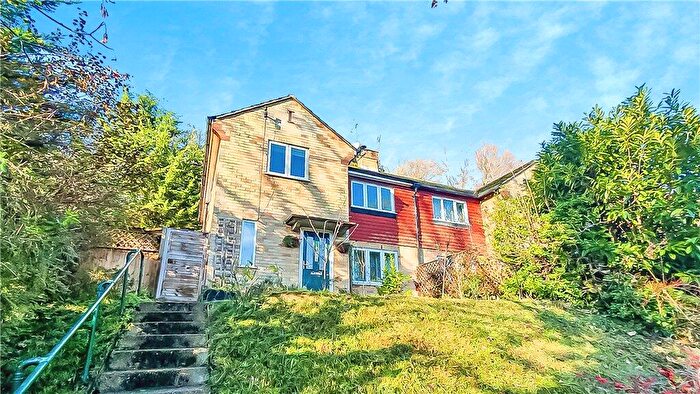 3 Bedroom Semi Detached House For Sale In Stafford Road, Caterham, Surrey, CR3