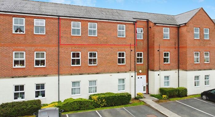 2 Bedroom Flat For Sale In Oak Crescent, Ashby-De-La-Zouch, LE65