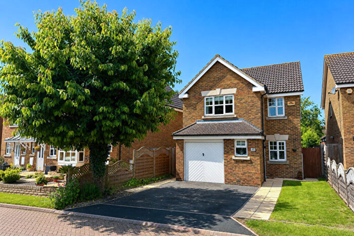 3 Bedroom Detached House For Sale In Stone, Buckinghamshire, HP17