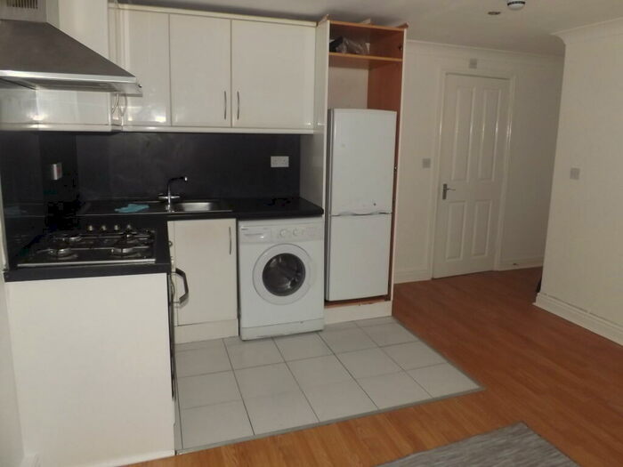 1 Bedroom Apartment To Rent In Cardiff Road, LU1