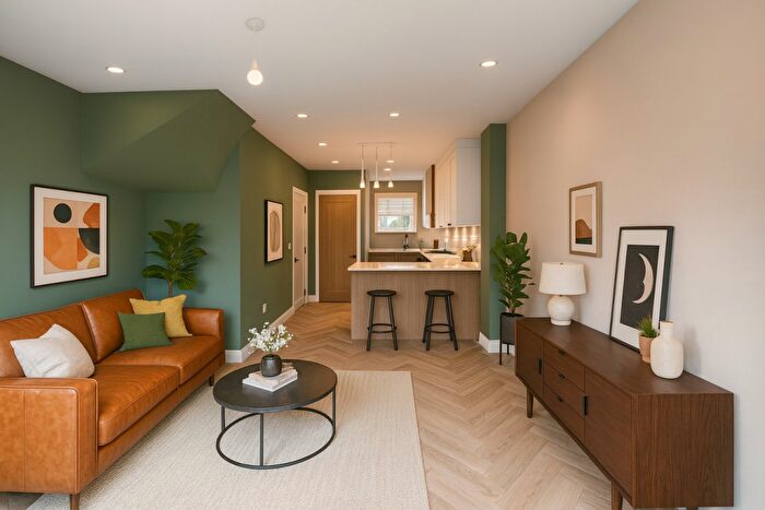 4 Bedroom Mews For Sale In Chandlers Mews Bournemouth Road, Poole, BH14