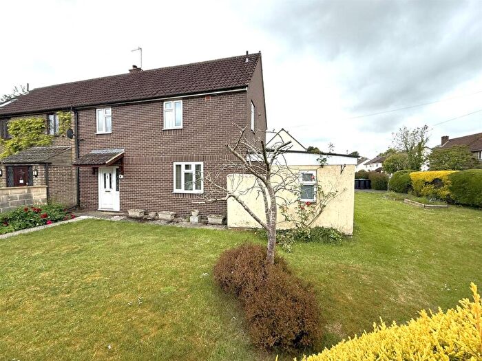 3 Bedroom Property For Sale In Withymead Road, Marshfield, Chippenham, SN14