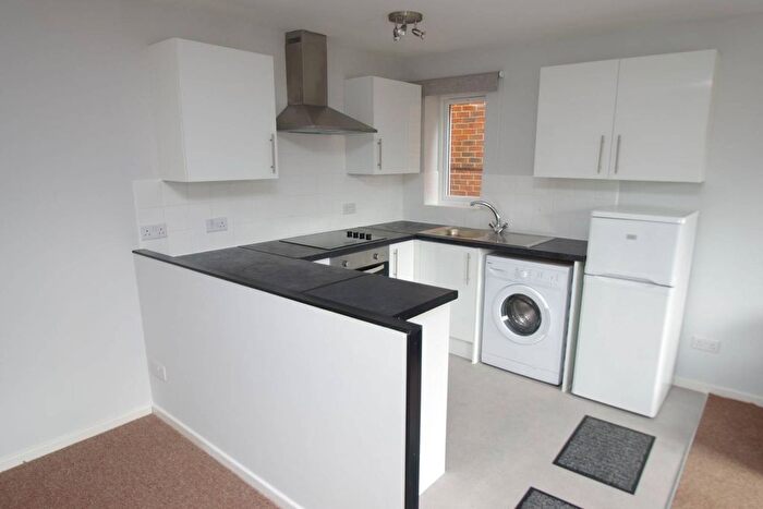 2 Bedroom Flat To Rent In ., Watford, WD18