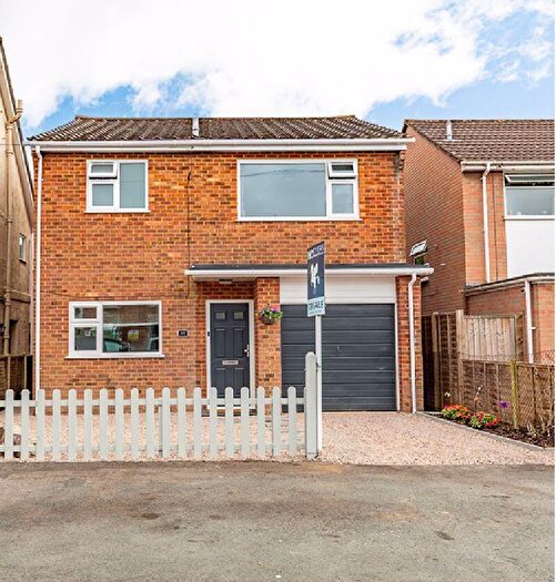 3 Bedroom Detached House For Sale In Victoria Road, Bournemouth, BH1