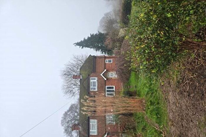 4 Bedroom Property To Rent In Coronation Cottages, Robertsbridge, TN32