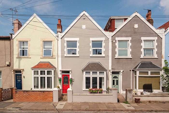 2 Bedroom Terraced House For Sale In Oak Road, Horfield, Bristol, BS7