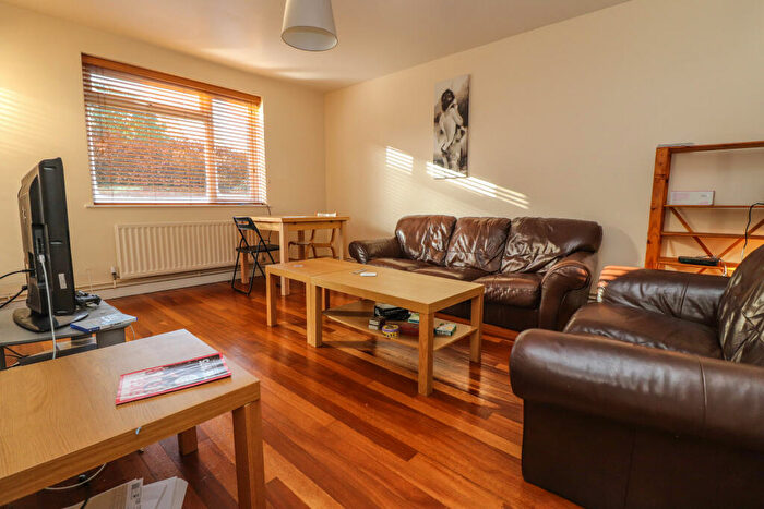 2 Bedroom Flat To Rent In Omdurman Road, Southampton, SO17