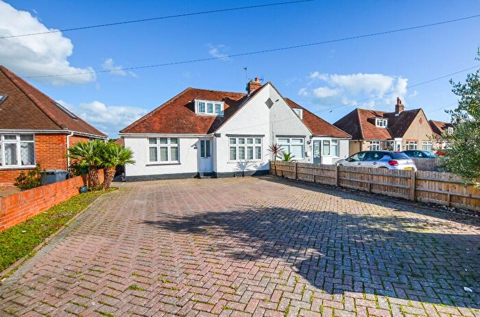 3 Bedroom Semi-Detached House For Sale In Eastbourne Road, Polegate, East Sussex, BN20