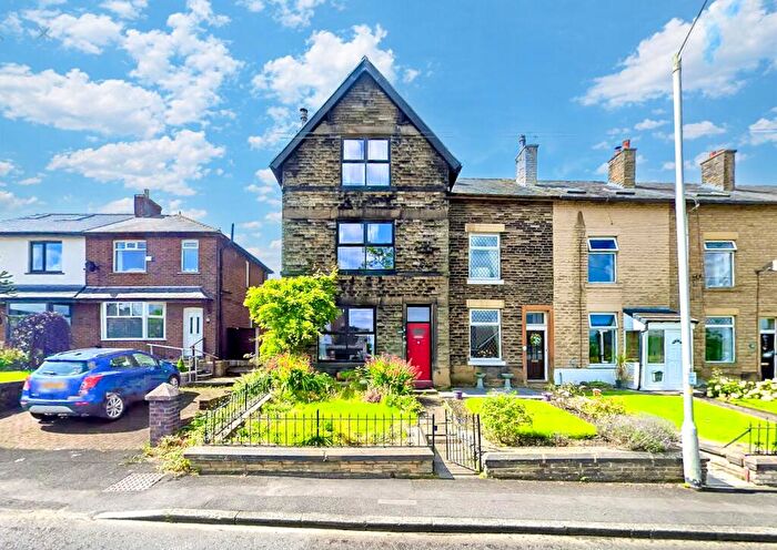 5 Bedroom End Of Terrace House For Sale In Lowercroft Road, Lowercroft, Bury, BL8