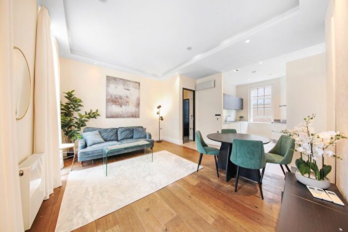 2 Bedroom Flat To Rent In Baker Street, Marylebone, NW1