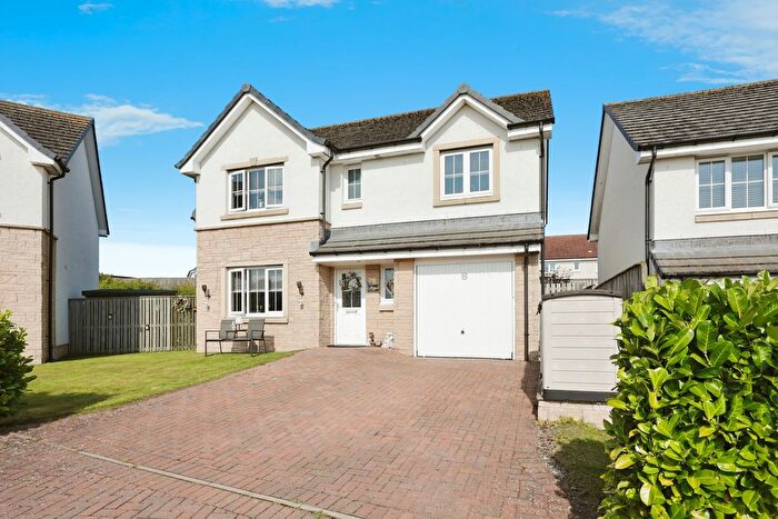 4 Bedroom Detached House For Sale In Kirkford View, Cowdenbeath, KY4