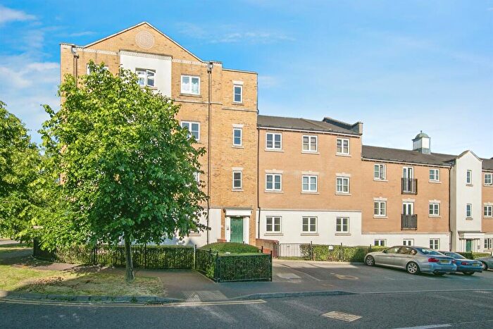 2 Bedroom Apartment For Sale In Axial Drive, Colchester, CO4