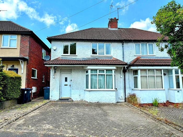 3 Bedroom Property To Rent In Wentworth Park Ave, Harborne, Birmingham, B17