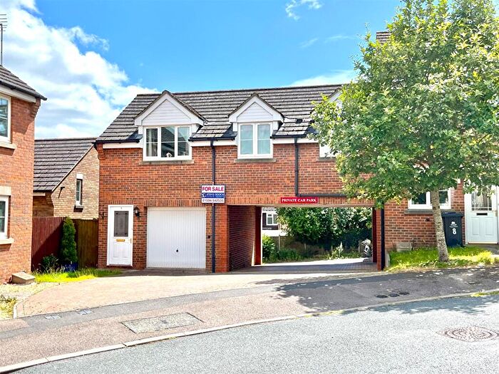 2 Bedroom Coach House For Sale In Lining Wood, Mitcheldean, GL17