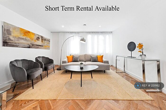 2 Bedroom Flat To Rent In Eagle Point, London, EC1V