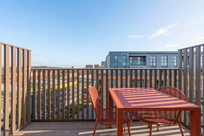 1 Bedroom Flat To Rent In The Draper, Colindale, London, NW9