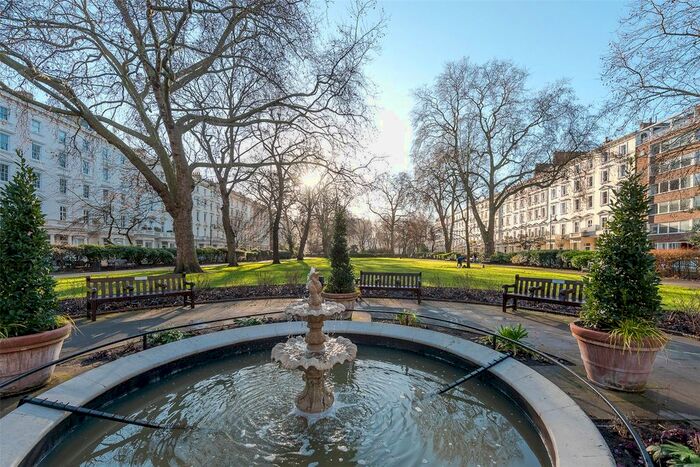 1 Bedroom Flat To Rent In St. Georges Square, London, SW1V