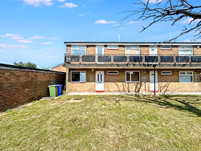 1 Bedroom Apartment For Sale In Holystone Avenue, Blyth, Northumberland, NE24