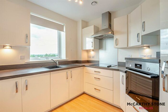 1 Bedroom Apartment For Sale In Gilbert Place, Lowry Way, Swindon, WIltshire, SN3