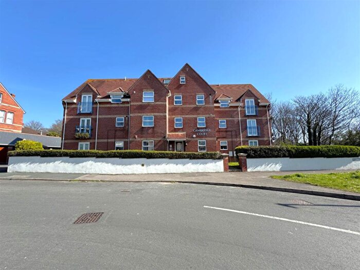 2 Bedroom Apartment For Sale In Verne Road, Rodwell, DT4