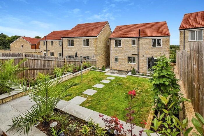 4 Bedroom Detached House For Sale In Lily Road, Frome, BA11