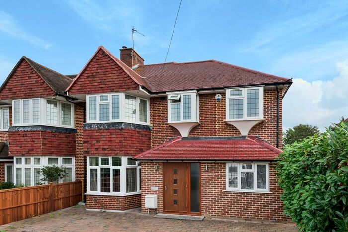 5 Bedroom Semi-Detached House To Rent In Dickerage Road, Kingston Upon Thames, KT1