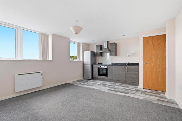 2 Bedroom Apartment To Rent In Manchester Road, Burnley, Lancashire, BB11