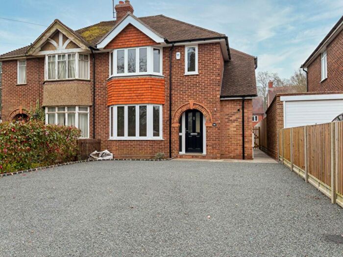 3 Bedroom Semi-Detached House To Rent In Redhatch Drive, Earley, Reading, RG6