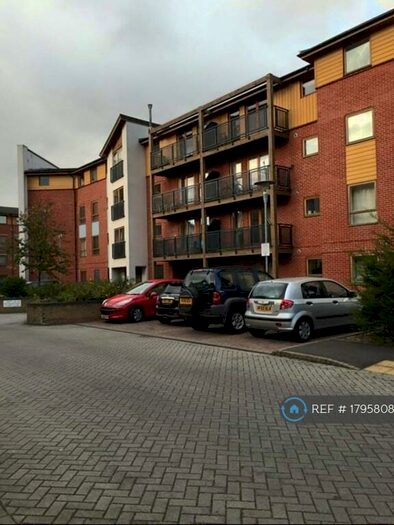 1 Bedroom Flat To Rent In Spottiswood Court, Croydon, CR0
