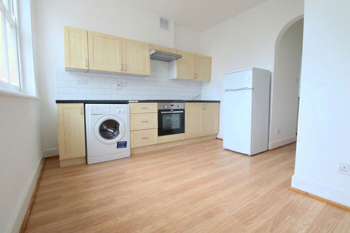 1 Bedroom Flat To Rent In Bruce Grove, London, N17