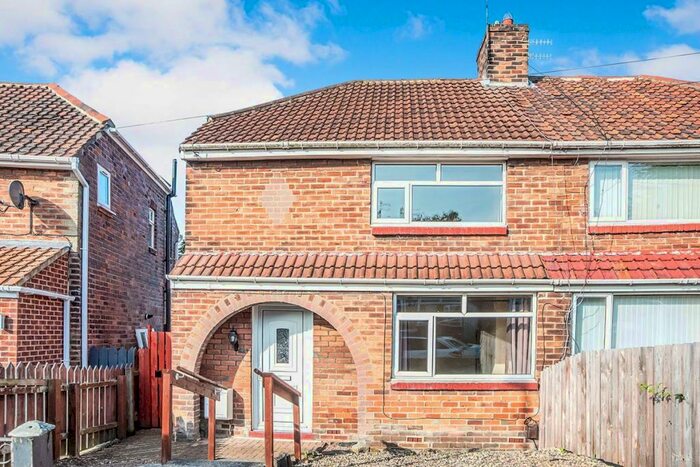 2 Bedroom Semi-Detached House To Rent In Rothbury Gardens, Gateshead, Tyne And Wear, NE11