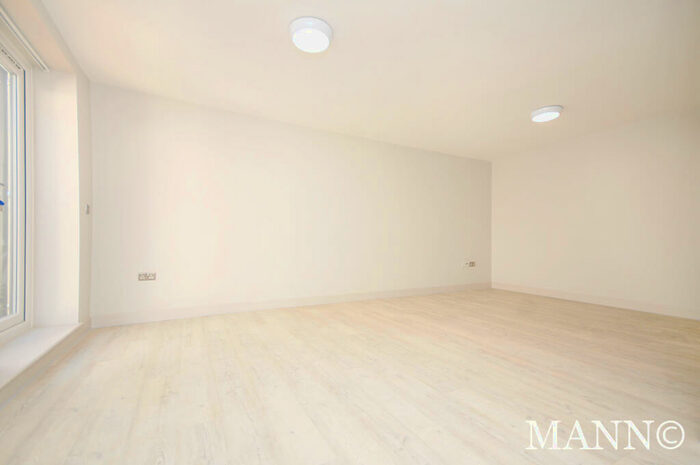 1 Bedroom Apartment To Rent In Eltham High Street, Eltham, SE9