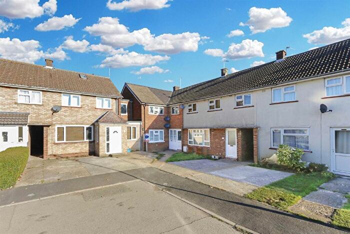 2 Bedroom House For Sale In Thames Close, Bletchley, Milton Keynes, MK3