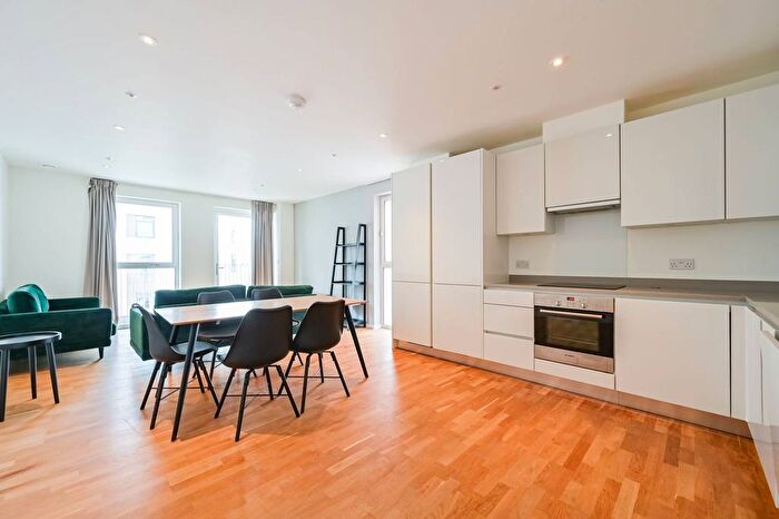 3 Bedroom Flat To Rent In Fortuna House, East Village, Stratford, London, E20