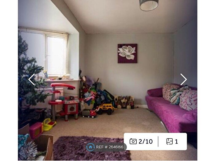 4 Bedroom Semi-Detached House To Rent In Rothwell Drive, Aughton, Ormskirk, L39