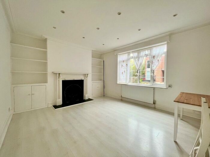 2 Bedroom Flat To Rent In Muswell Hill, Muswell Hill, N10