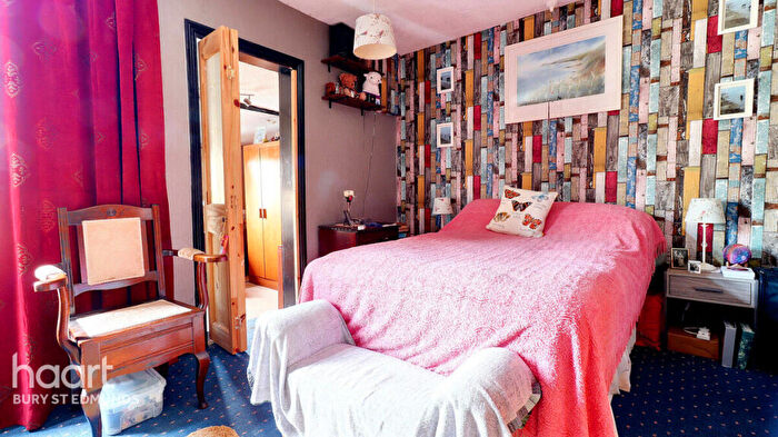 3 Bedroom Terraced House For Sale In Klondyke, Bury St Edmunds, IP32