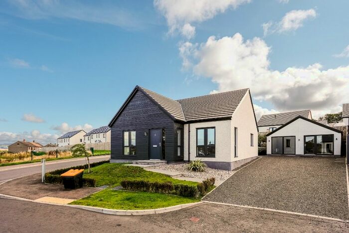 3 Bedroom Detached House To Rent In Oakwood Place, Glenview, Forfar, DD8