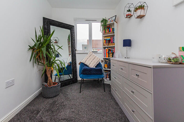 3 Bedroom Terraced House For Sale In Lime Oval, Raunds, NN9