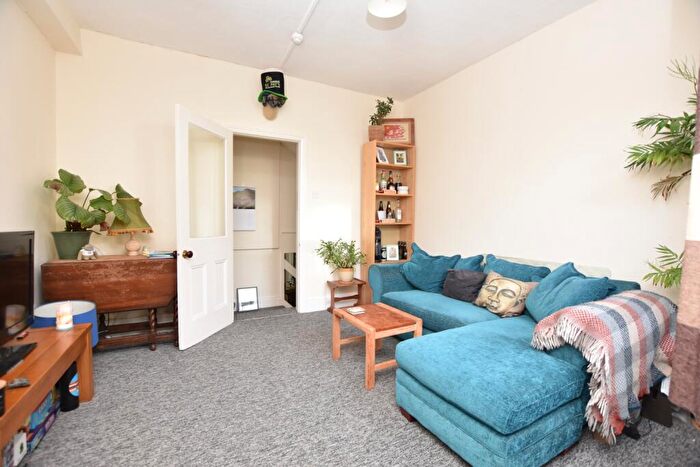 1 Bedroom Terraced House To Rent In Montrose Avenue, Redland, BS6