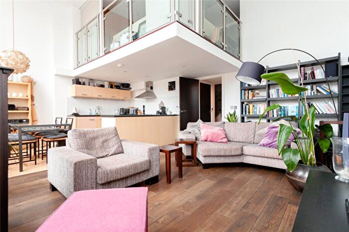 2 Bedroom Flat To Rent In Wollaton House, Batchelor Street, N1