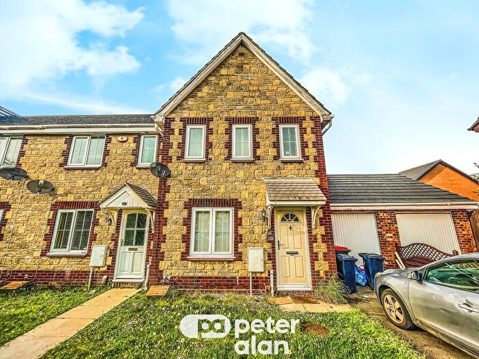3 Bedroom End Of Terrace House To Rent In White Avenue, Duffryn, Newport, NP10