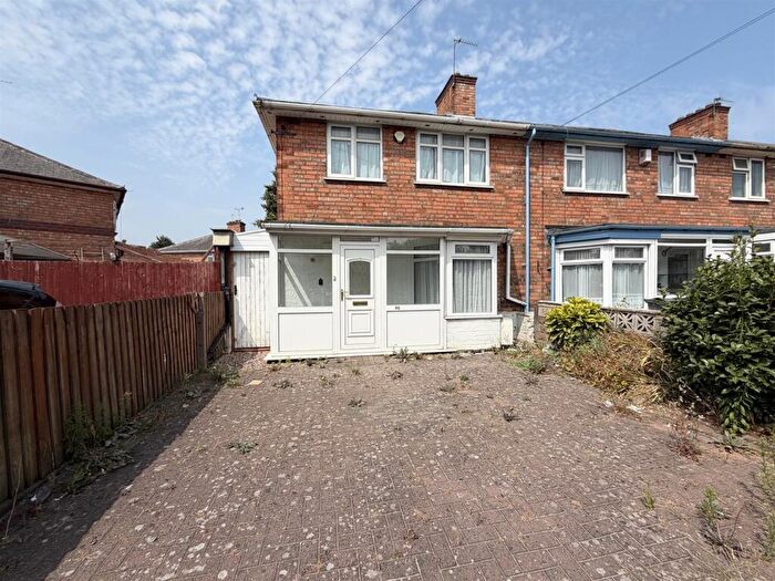3 Bedroom House To Rent In Fox Hollies Road, Acocks Green, Birmingham, B27