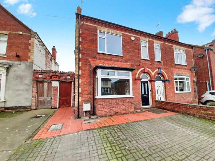 5 Bedroom Semi Detached House For Sale In Morton Terrace, Gainsborough, DN21