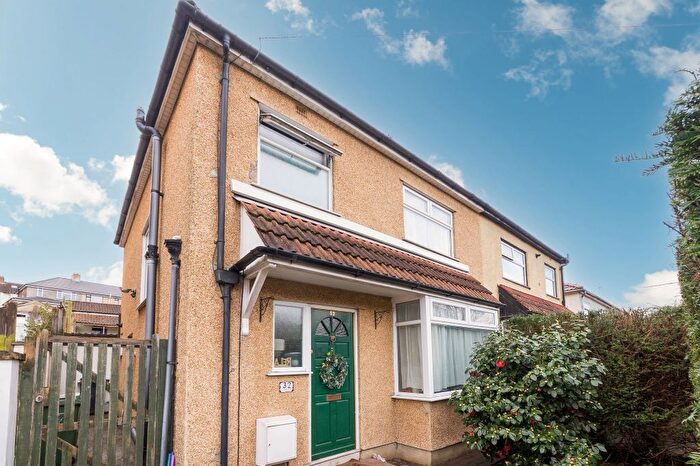 3 Bedroom Semi Detached House For Sale In Wootton Road, Bristol, BS4