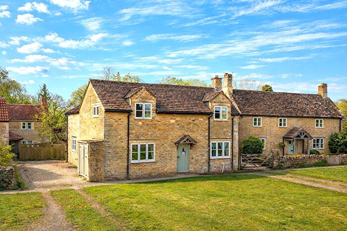 3 Bedroom Detached House For Sale In The Common, Broughton Gifford, SN12